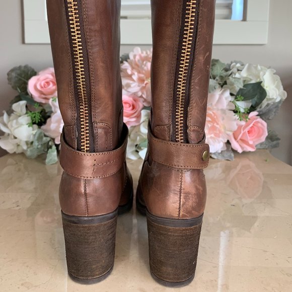 NWOT Leather Boots size 7 - Picture 2 of 12